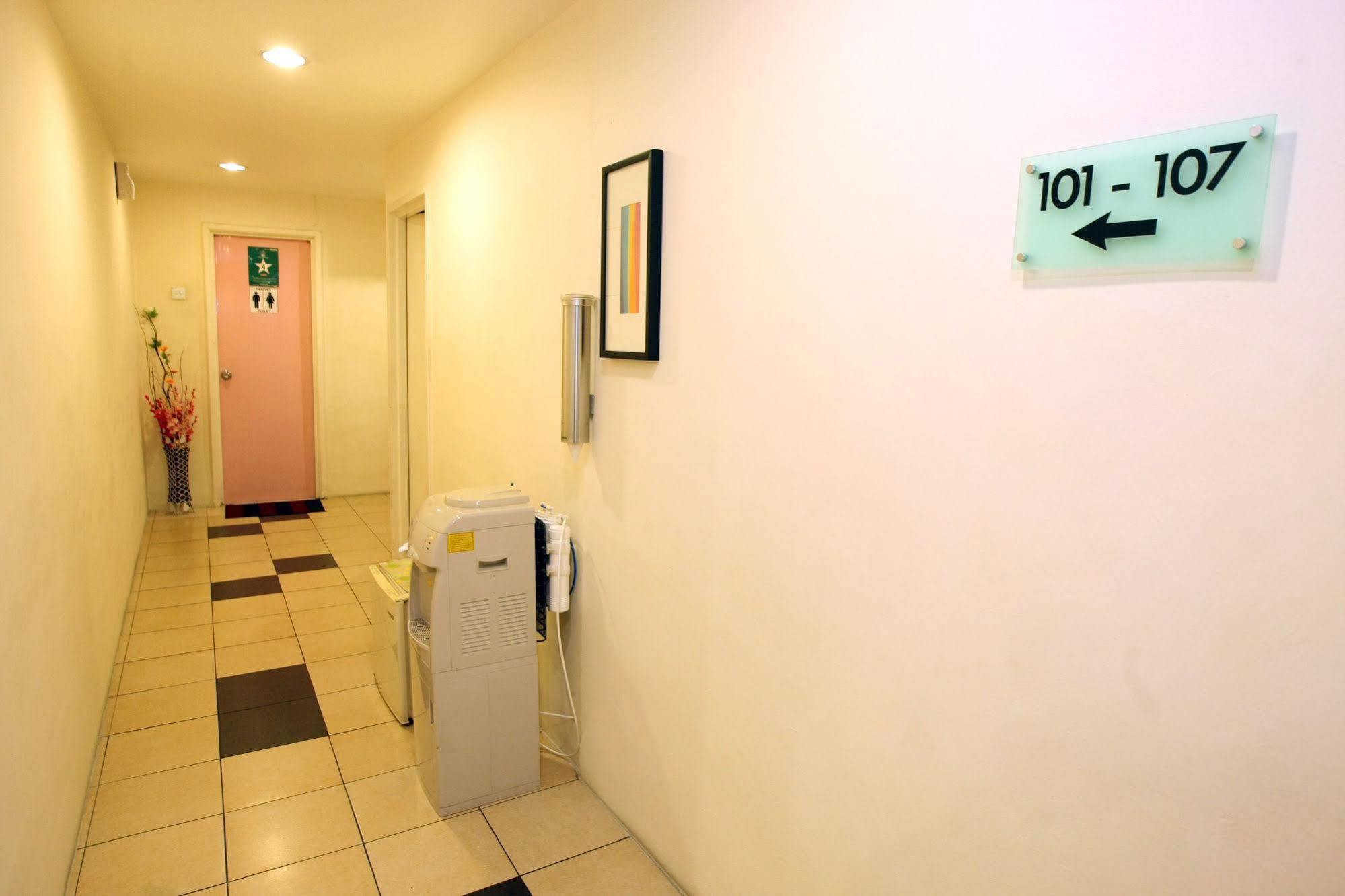 Uptown Hotel Kajang Exterior foto
